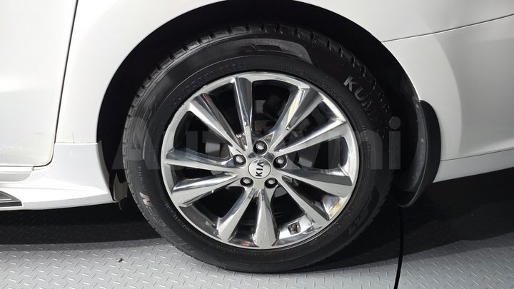 Kia Carnival 2020 — 5