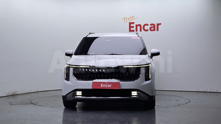 Kia Carnival 2025 — 2
