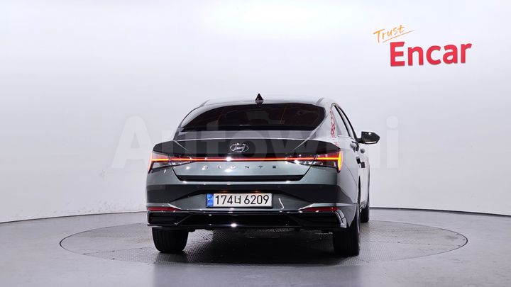 Hyundai Avante 2023 — 4