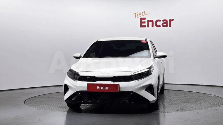 Kia K3 2023 — 3