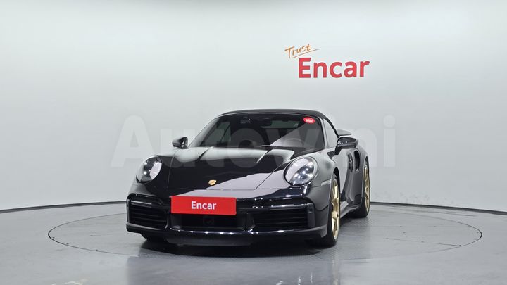 Porsche 911 2022 — 3