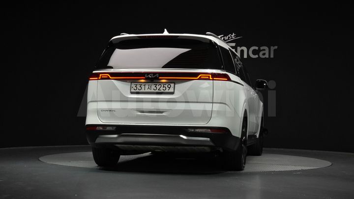 Kia Carnival 2023 — 4