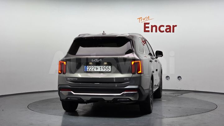 Kia Sorento 2024 — 4