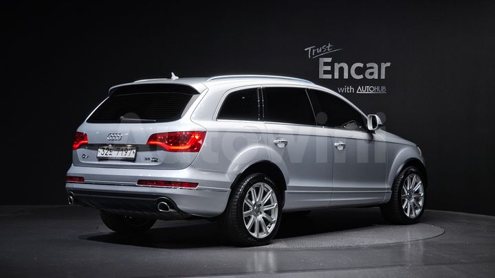Audi Q7 2015 — 2