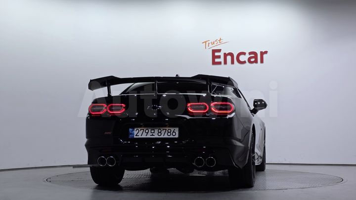 Chevrolet Camaro 2021 — 4