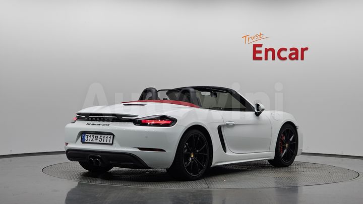 Porsche 718