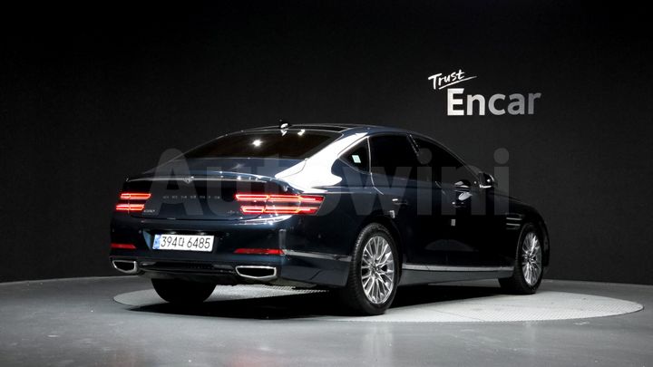 Genesis G80 2021 — 2