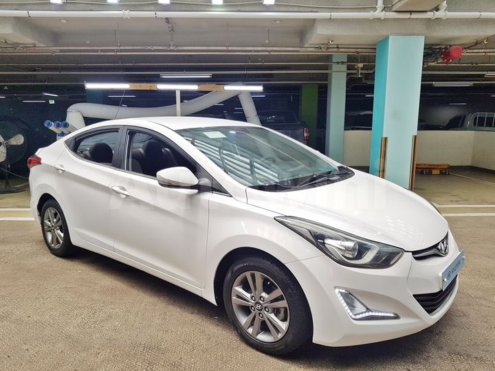 Hyundai Avante 2015 — 4