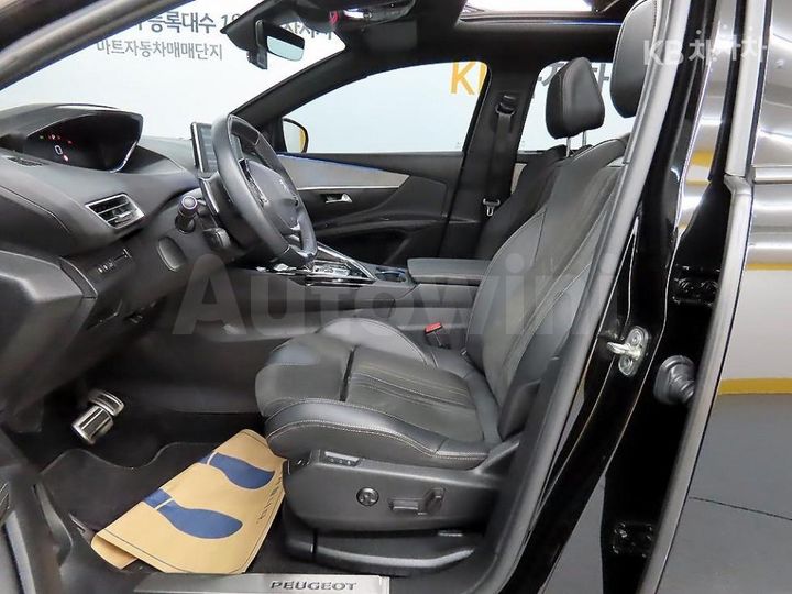 Peugeot 5008 2021 — 5