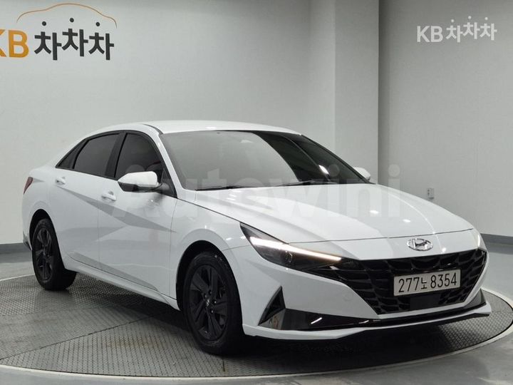 Hyundai Avante 2023 — 4