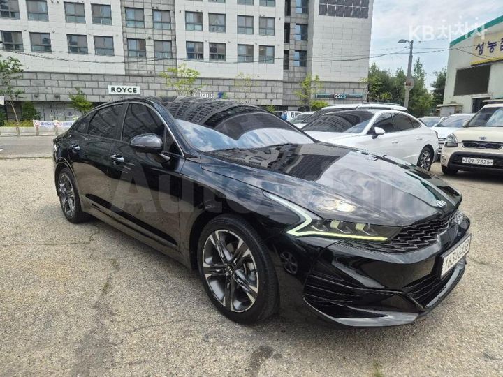 Kia K5 2020 KNAG141ABLA043001 — 3