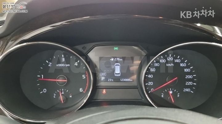 Kia Carnival 2020 KNAMC81ABLS661574 — 5