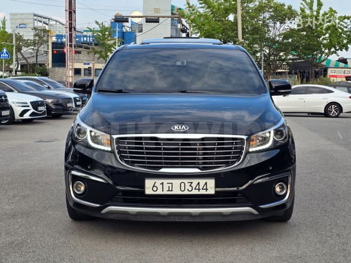Kia Carnival 2017 — 3