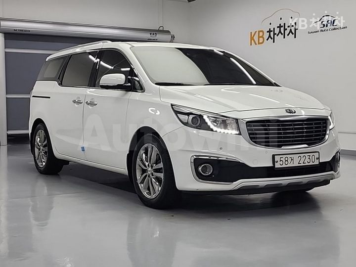 Kia Carnival 2018 KNAMD81ABJS392131 — 4