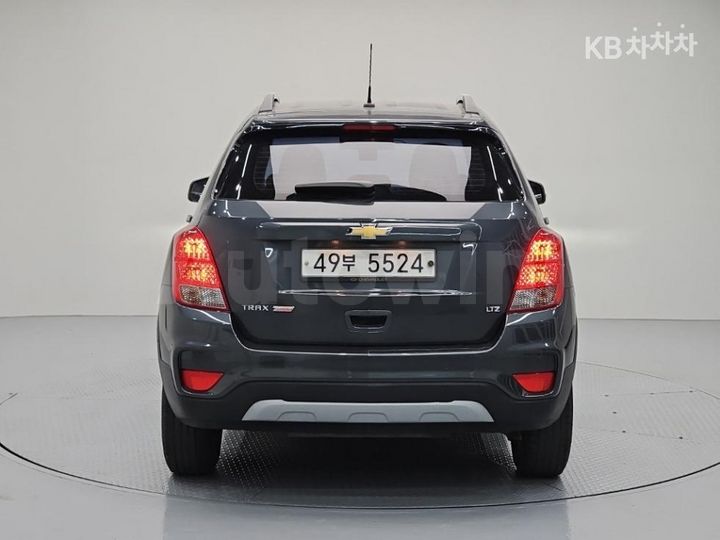 Chevrolet Trax 2017 KLABA76BDHB100194 — 3