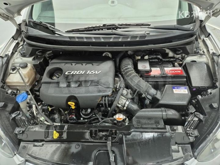 Hyundai Avante 2016 — 5