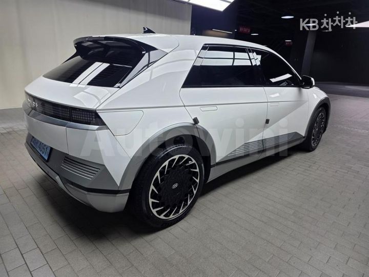 Hyundai Ioniq5 2022 — 4