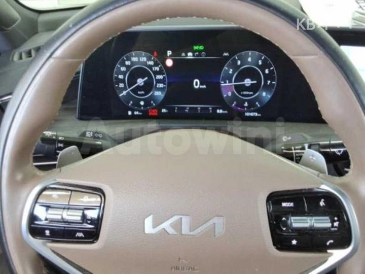 Kia K8 2022 KNAM241BBNA003475 — 4