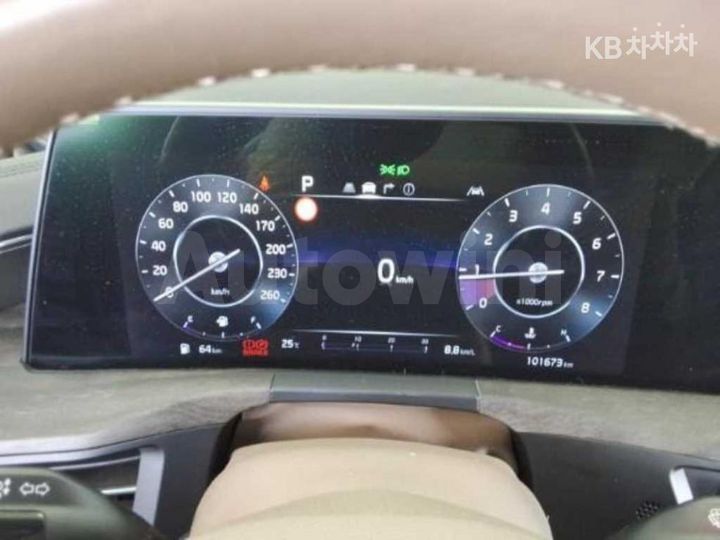 Kia K8 2022 KNAM241BBNA003475 — 5
