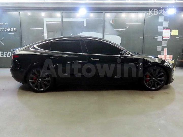 Tesla Model 3 2020 5YJ3E1EC2LF756300 — 3