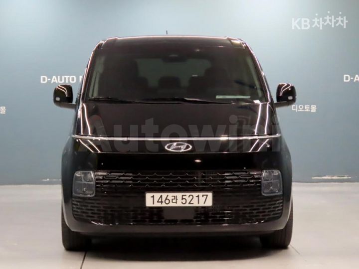 Hyundai Staria 2023 KMHYA811DPU107166 — 2