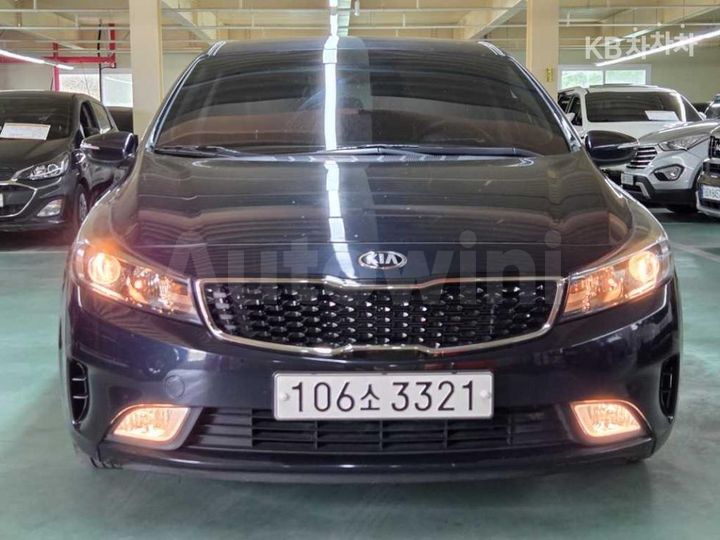 Kia K3 2017 KNAFJ412BHA684194 — 2
