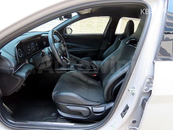 Hyundai Avante 2022 KMHLW41KGNU005126 — 5