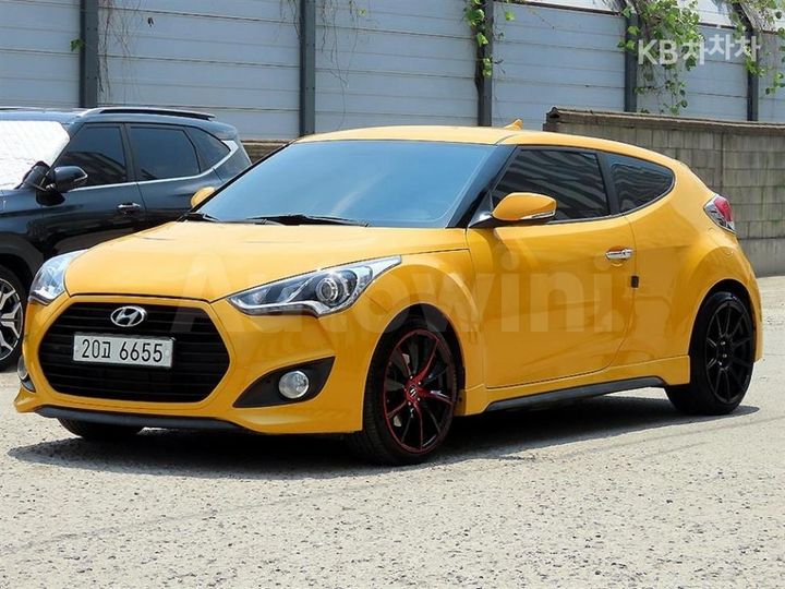 Hyundai Veloster