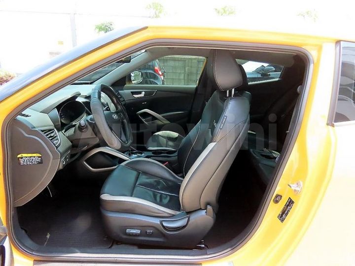 Hyundai Veloster