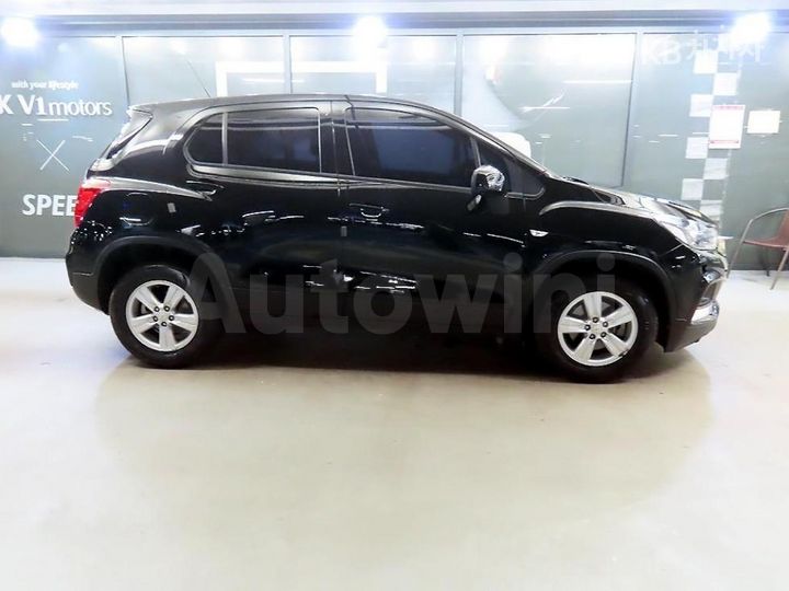 Chevrolet Trax 2018 KLABA76BDJB562235 — 3