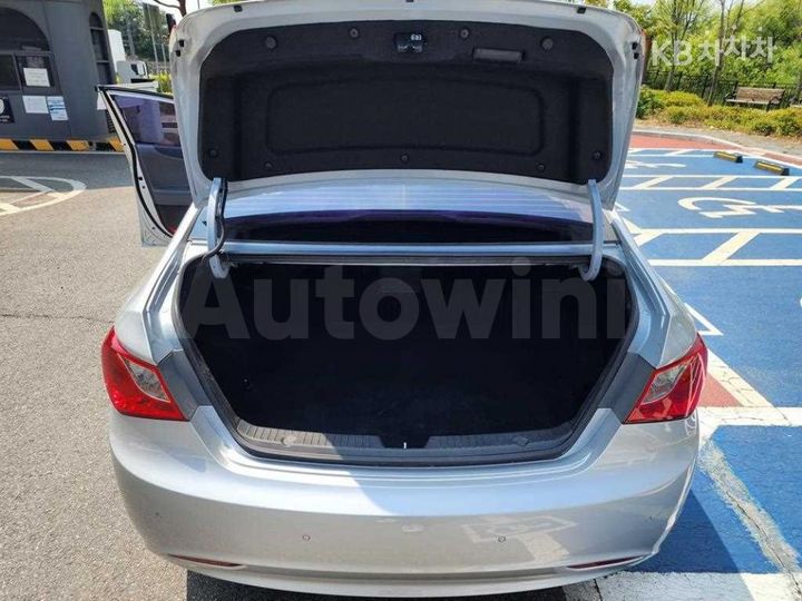 Hyundai Sonata 2012 — 5