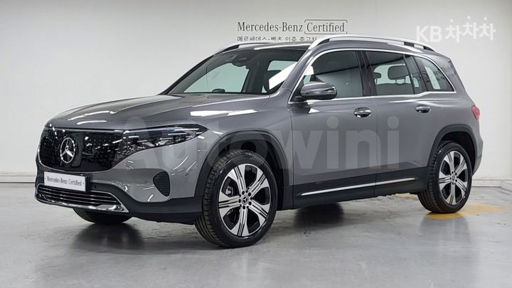 Mercedes Benz EQB