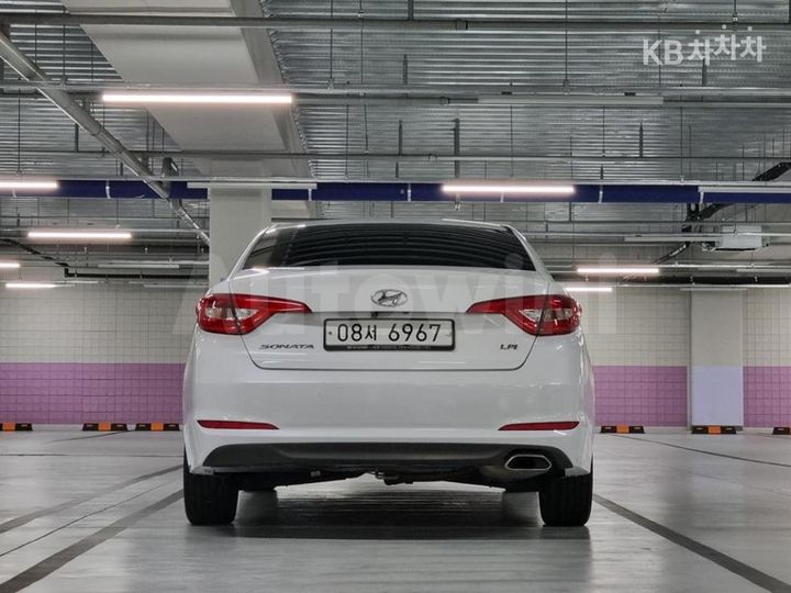 Hyundai Sonata 2017 KMHE341DBHA313873 — 5