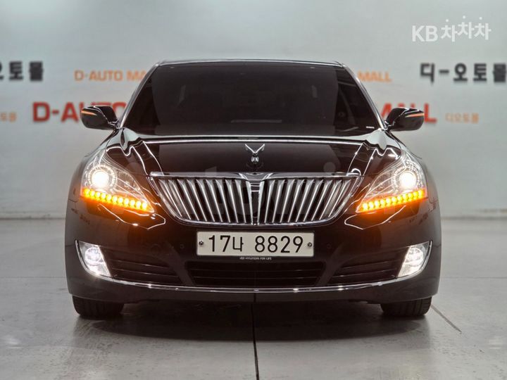 Hyundai Equus