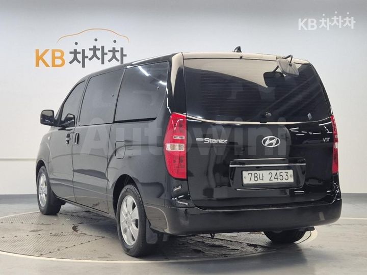 Hyundai Starex 2021 — 2