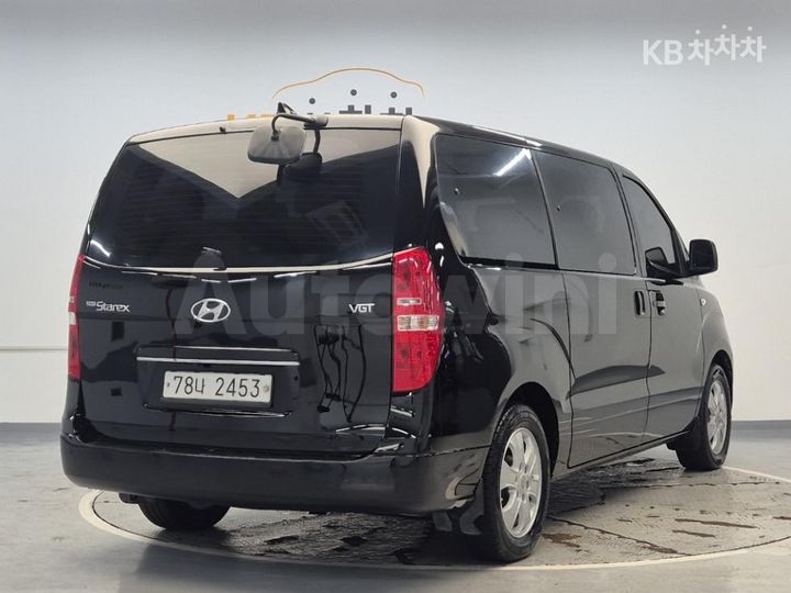 Hyundai Starex 2021 — 3