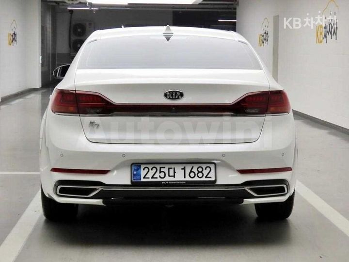 Kia K7 2020 KNALC41BBLA237870 — 3