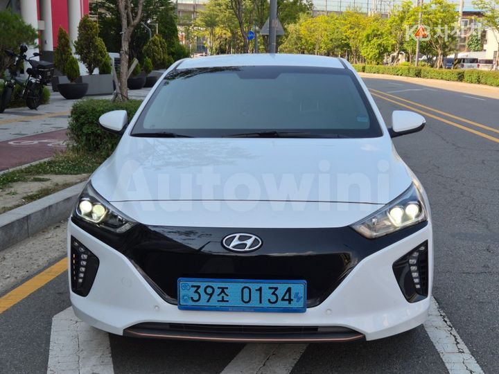 Hyundai Ioniq 2019 — 5
