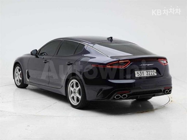 Kia Stinger 2019 — 4