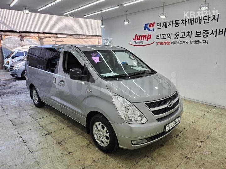 Hyundai Starex 2011 — 3