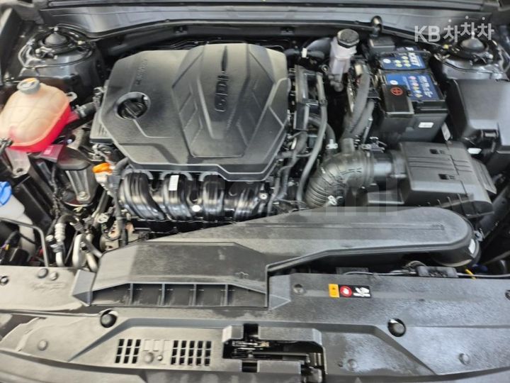 Kia K8 2022 KNAM241BBNA004924 — 5