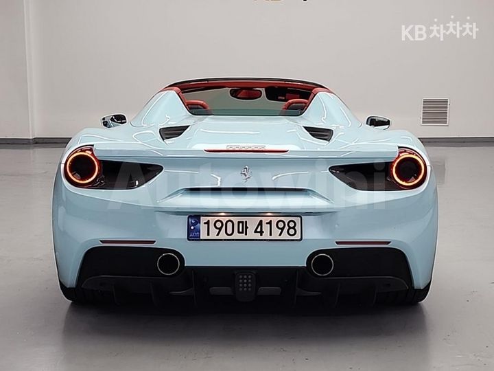 Ferrari 488 2017 ZFF80AML7H0223761 — 3
