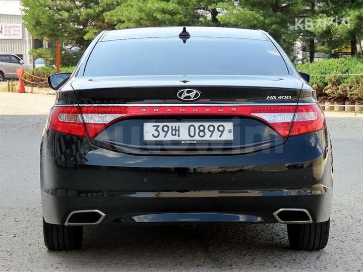 Hyundai Grandeur 2016 KMHFF41EBGA546110 — 3