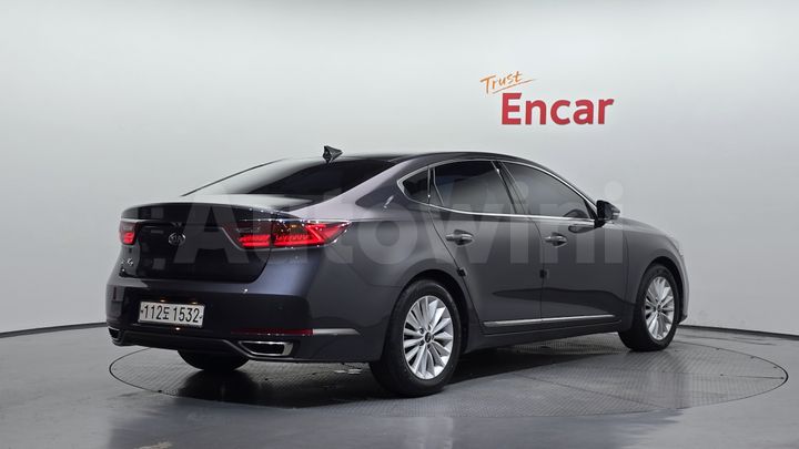 Kia K7 2019 — 2