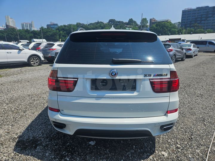 BMW X5 2011 — 5