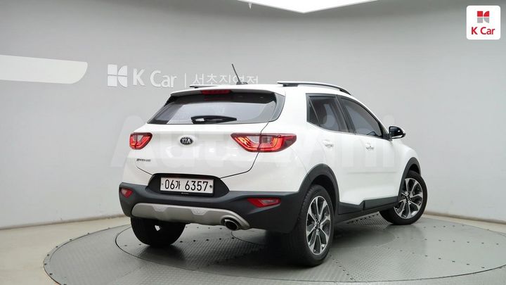 Kia Stonic 2018 — 4