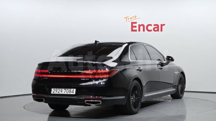 Genesis G90 2020 — 2