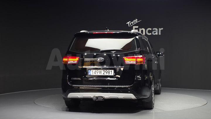 Kia Carnival 2018 — 4