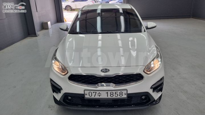 Kia K3 2018 — 3