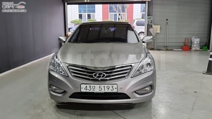 Hyundai Grandeur 2011 — 3
